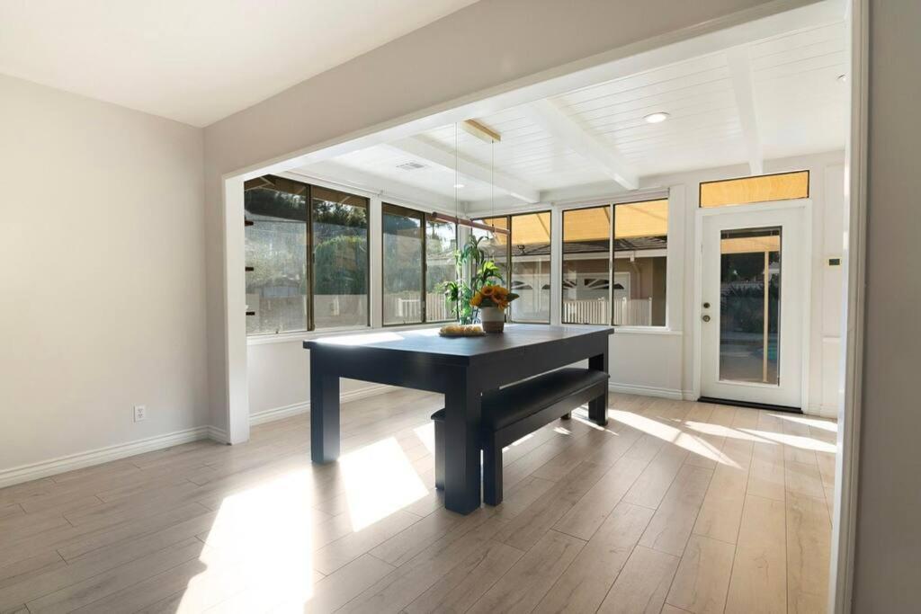 Large Home With Pool + Jacuzzi Los Ángeles Exterior foto