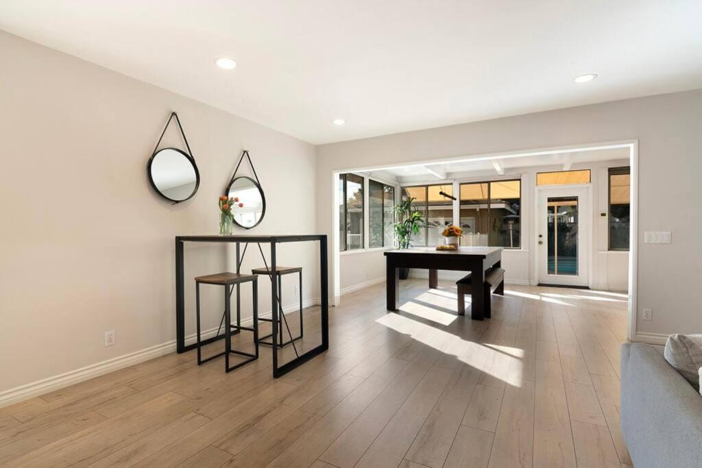 Large Home With Pool + Jacuzzi Los Ángeles Exterior foto