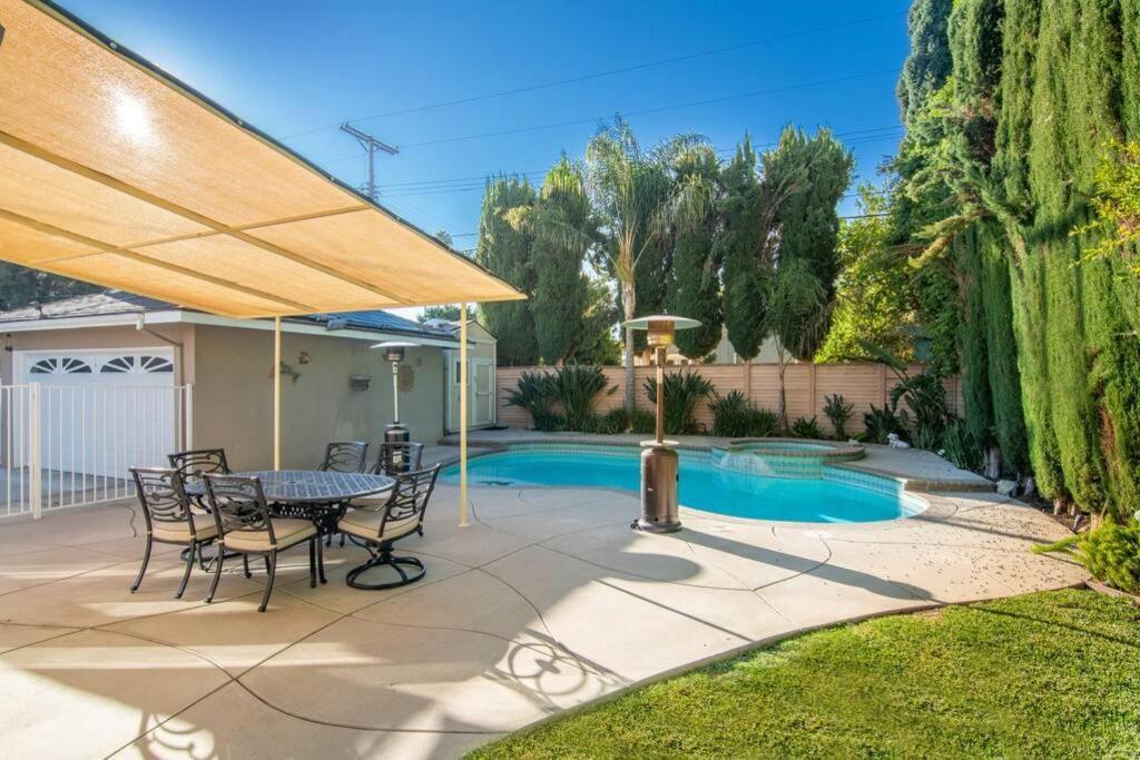 Large Home With Pool + Jacuzzi Los Ángeles Exterior foto